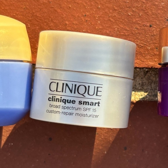 Clinique full size plus travel size - Picture 5 of 5